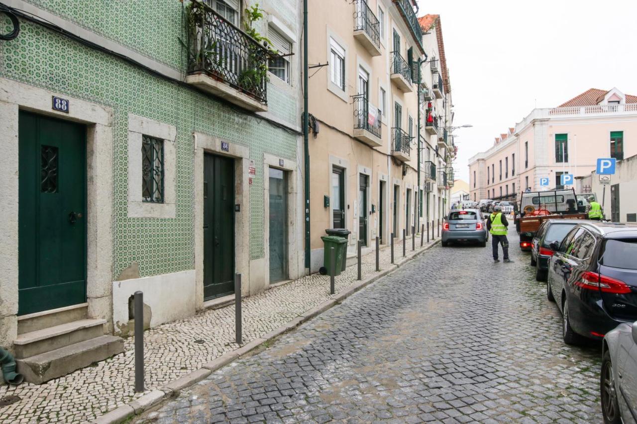 Charming New Apartment In The Heart Of Lisbona Esterno foto